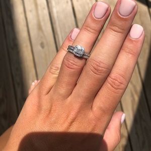 Wedding Ring Set